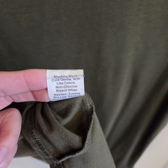 Shein Lace front pocket short sleeve Green Top Size Medium - Picture 7 of 8